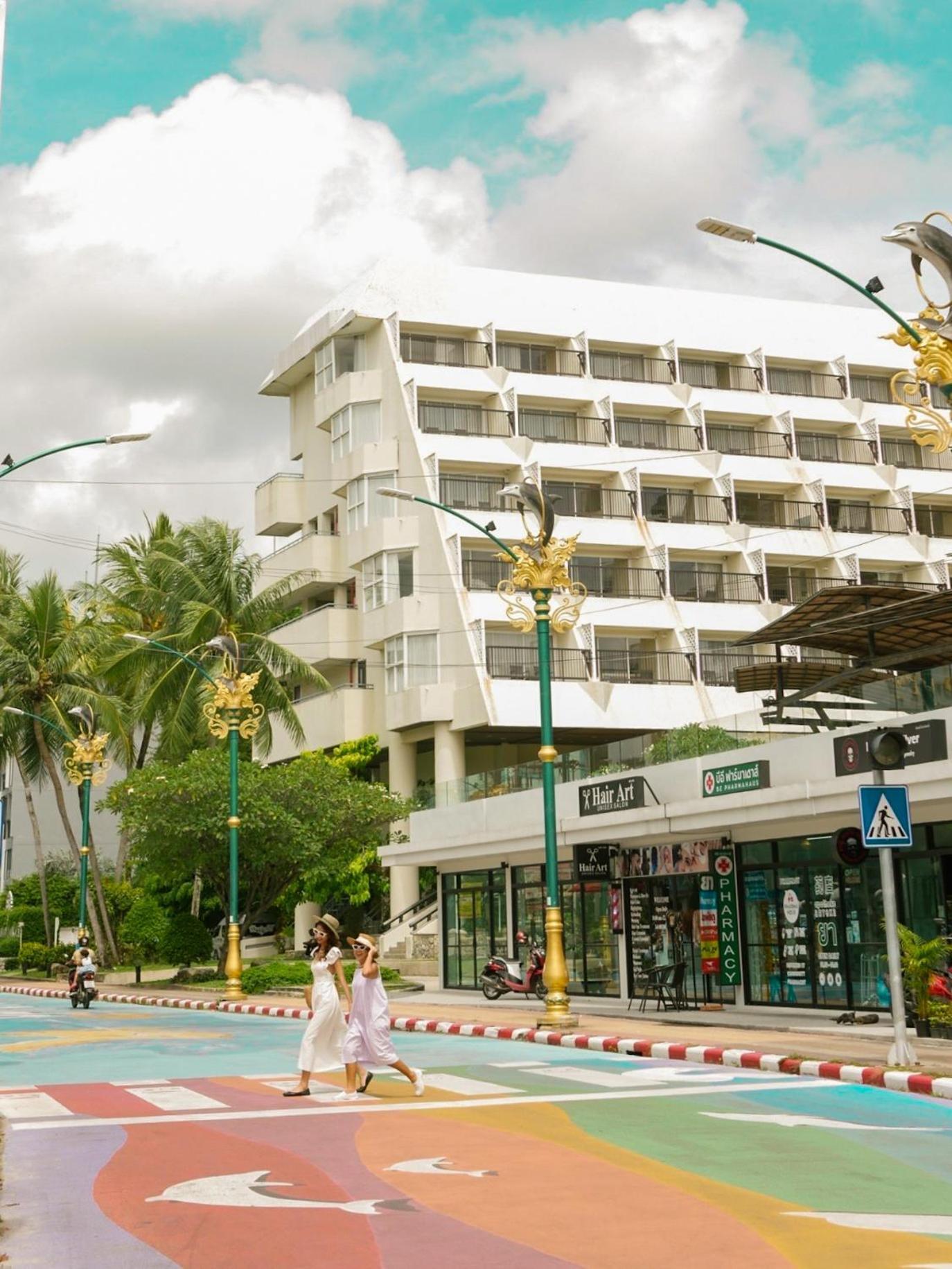 מלון Andaman Embrace Patong, Phuket מראה חיצוני תמונה